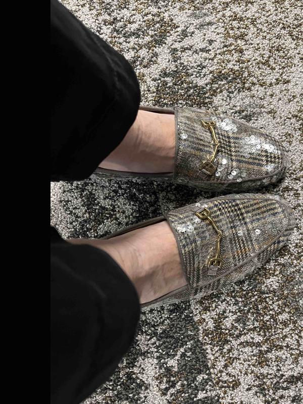 Review Thumbnail Image 0 243680732