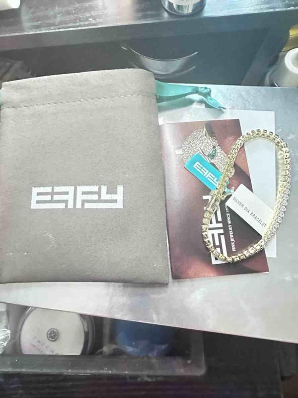 Review Thumbnail Image 0 244581044