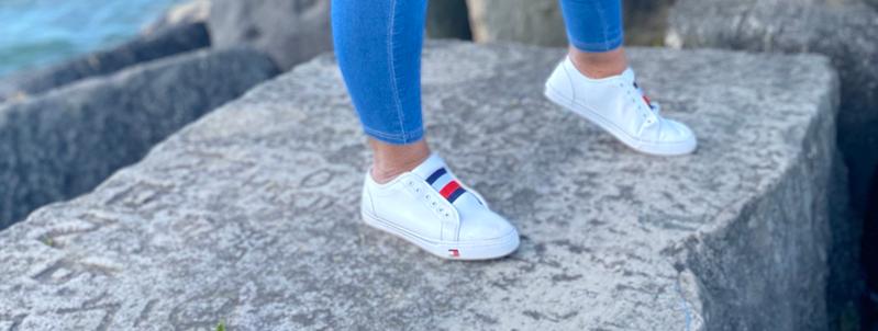 tommy slip on sneaker