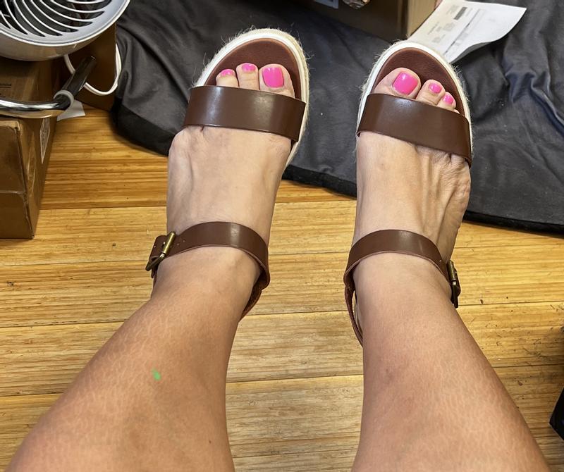 Review Thumbnail Image 0 225959244