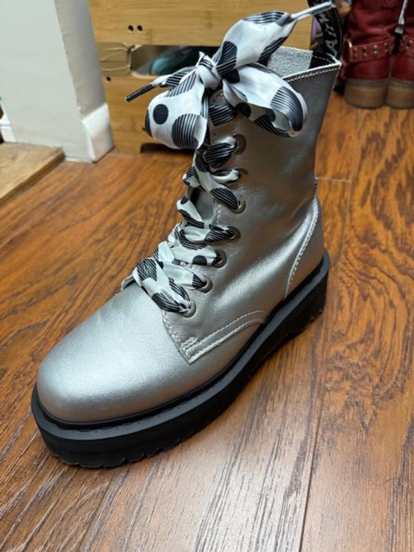 Review Thumbnail Image 0 244658173