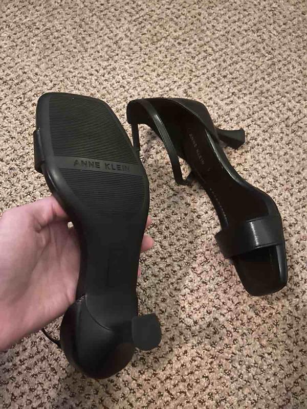 Customer photo for "whole size down different sole than pictured"