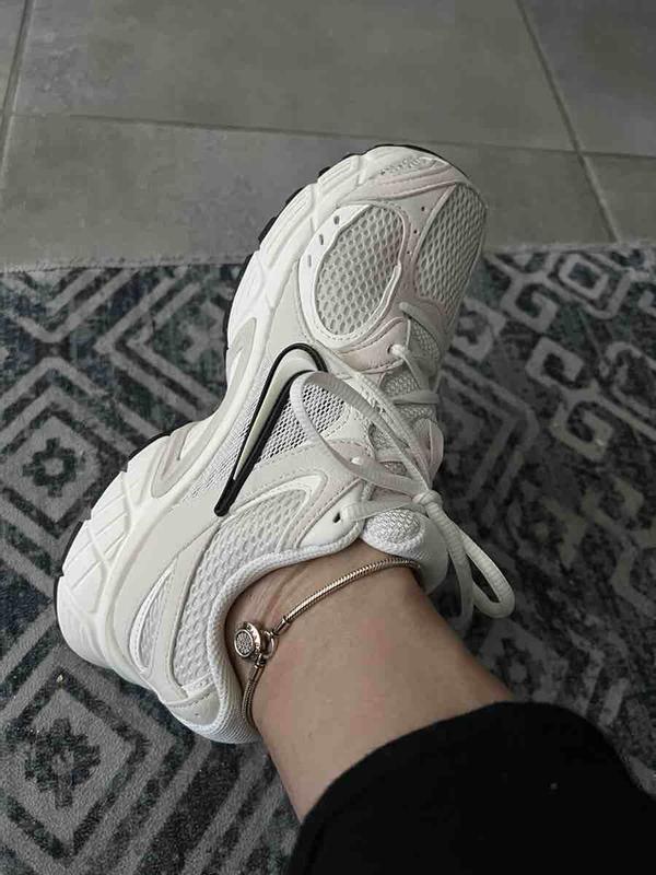 Review Thumbnail Image 1 245556932