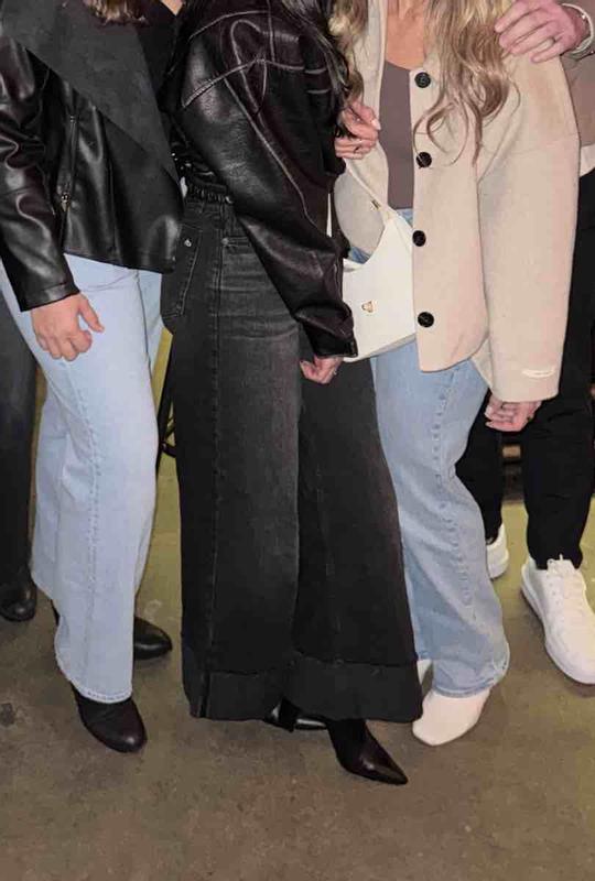 Review Thumbnail Image 0 247089688