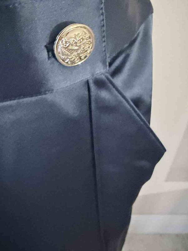 Review Thumbnail Image 1 249979030