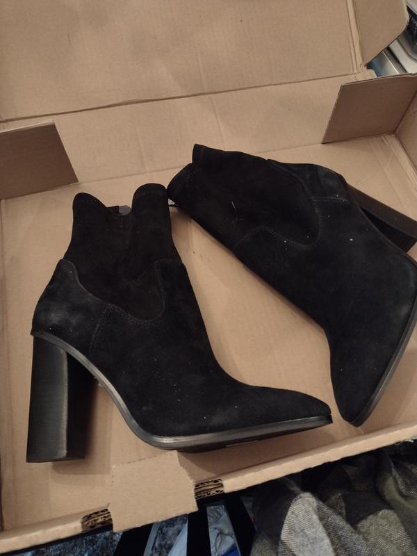 Review Thumbnail Image 0 245428540