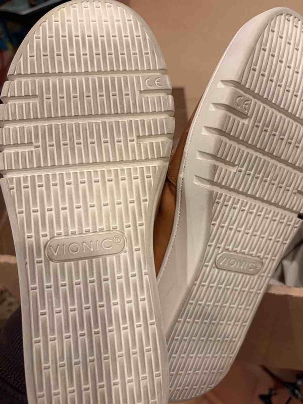 Customer photo for "received dirty and scuffed"
