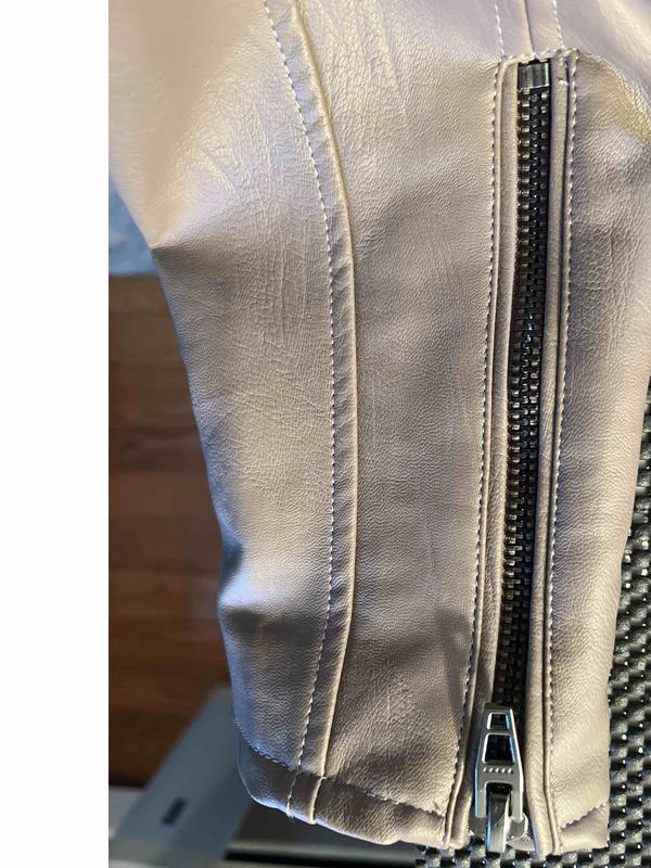 Review Thumbnail Image 3 221869783