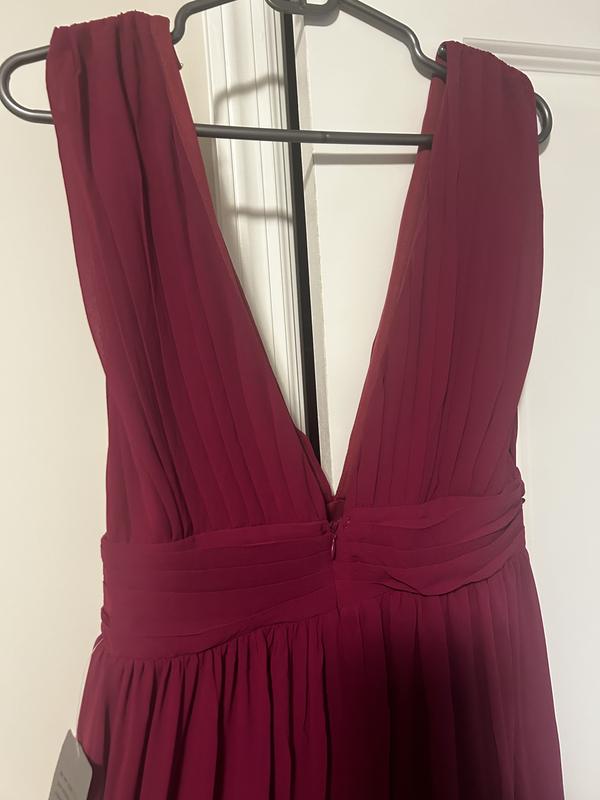 Customer photo for "Beautiful dress, sizing slightly odd"