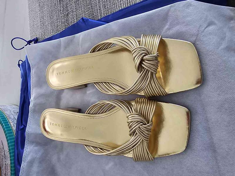 Review Thumbnail Image 0 244280397