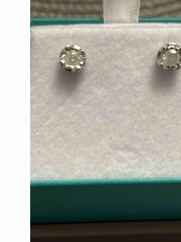 Review Thumbnail Image 0 216444109