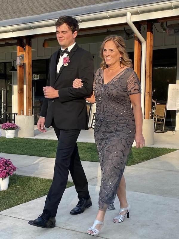 Review Thumbnail Image 0 220627203