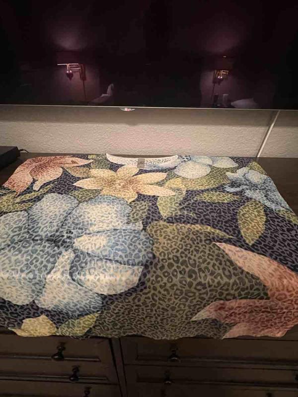 not as shown in picture