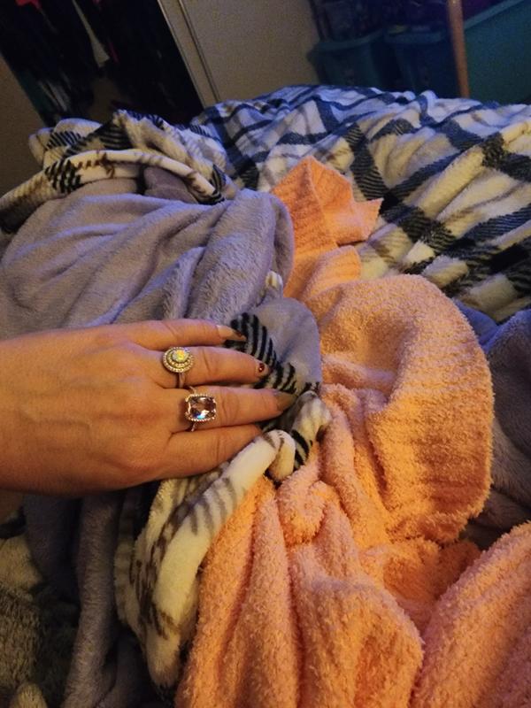 Review Thumbnail Image 2 230821830