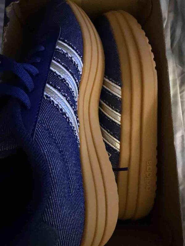 Customer photo for "Received used"