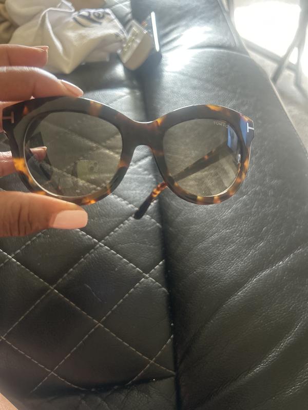 Review Thumbnail Image 0 244748259