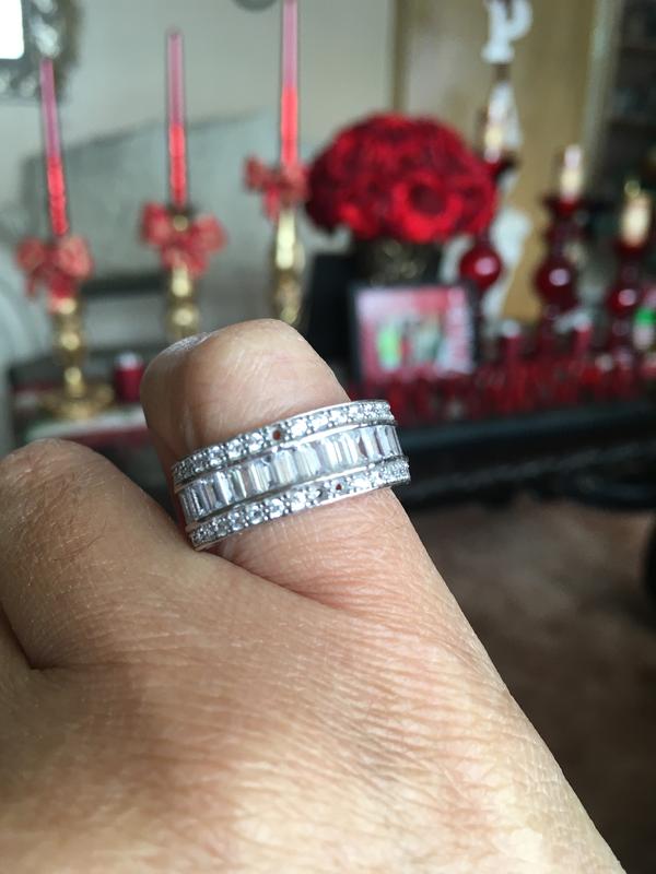 Suzy levian sale eternity band