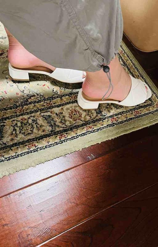 Review Thumbnail Image 1 233800317