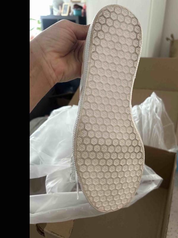 Review Thumbnail Image 0 249372092