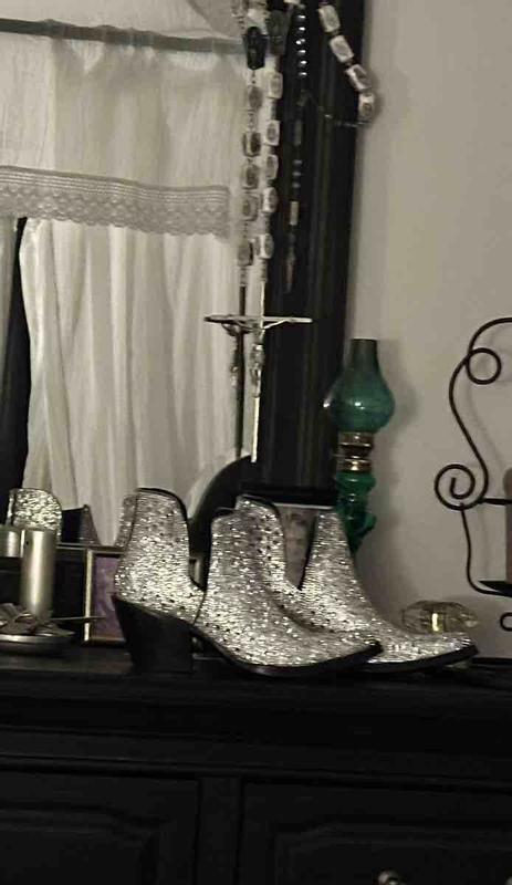 Review Thumbnail Image 0 247833922