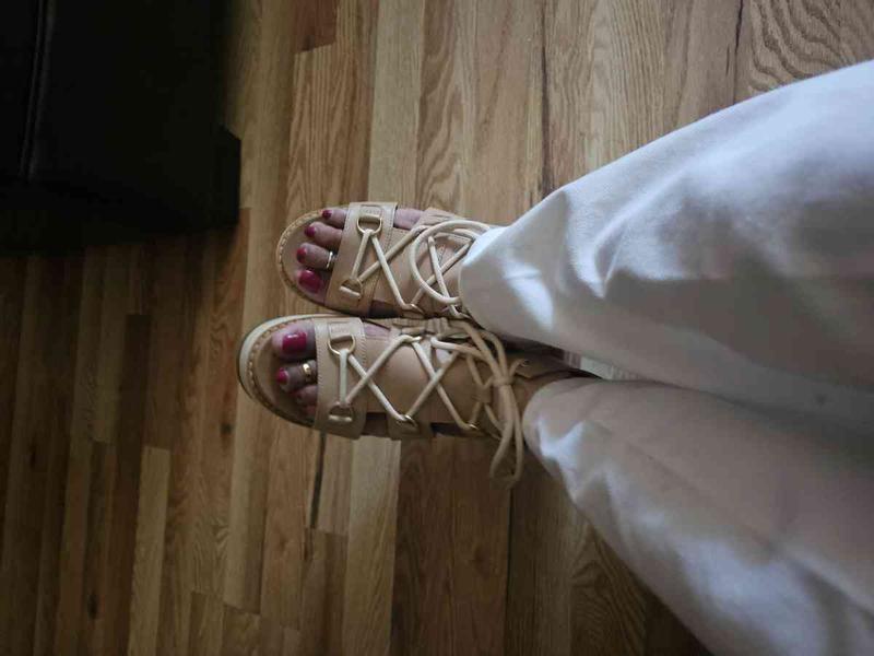 Review Thumbnail Image 0 250709877