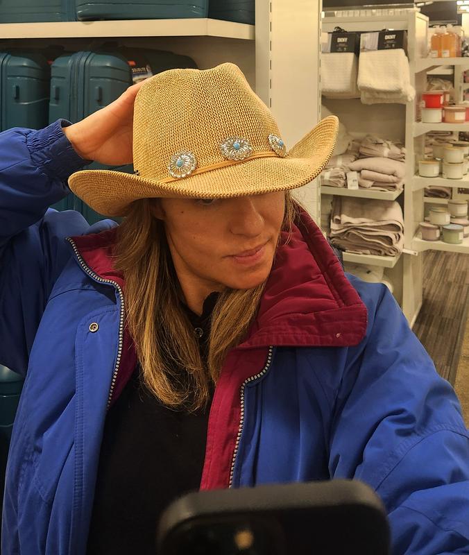 Review Thumbnail Image 0 241170211