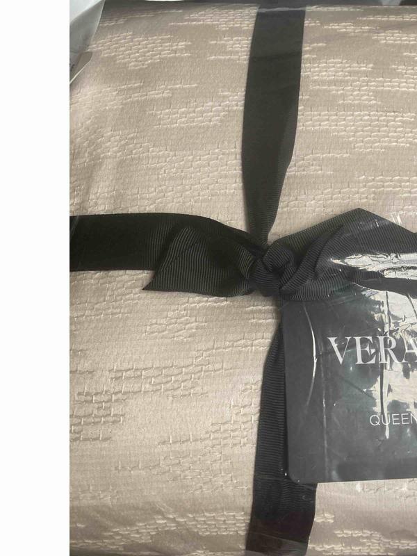 Review Thumbnail Image 0 235554380