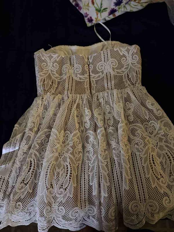 Review Thumbnail Image 2 249396565