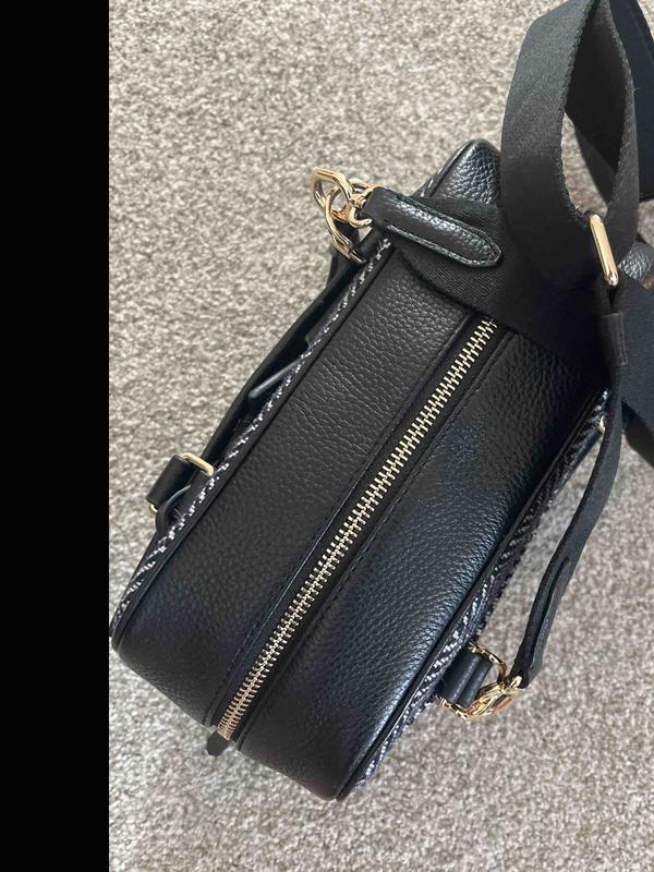 Review Thumbnail Image 0 247833905