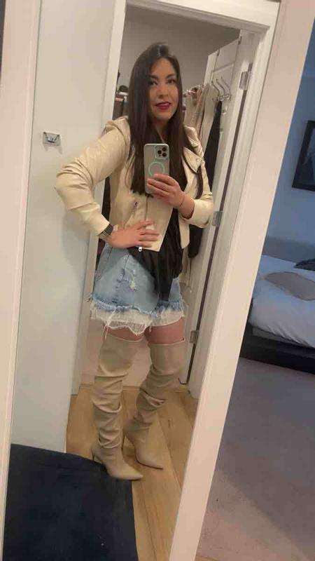 Review Thumbnail Image 0 248539670