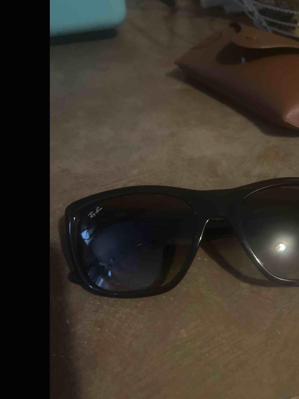 Review Thumbnail Image 0 243715607