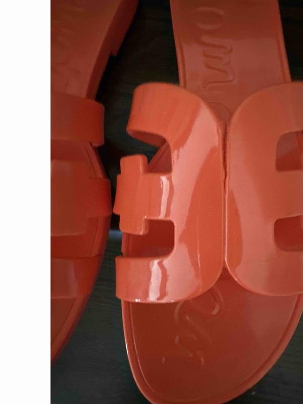 Review Thumbnail Image 0 235500341