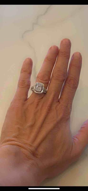 Review Thumbnail Image 0 237911964