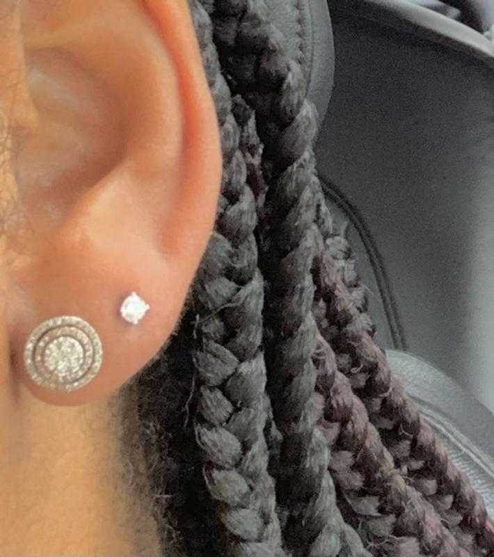 Review Thumbnail Image 0 228551812