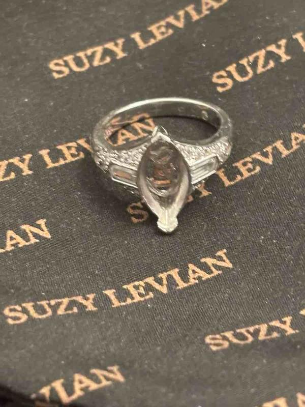 Review Thumbnail Image 0 241600379