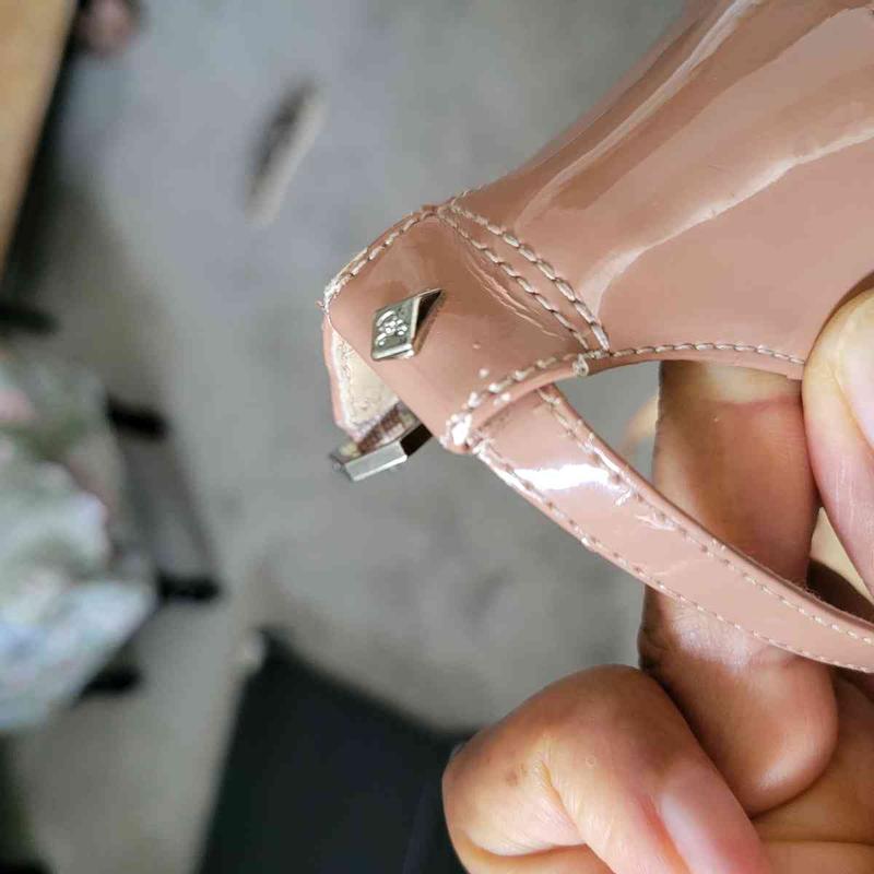 Customer photo for "Cute but don't last long"