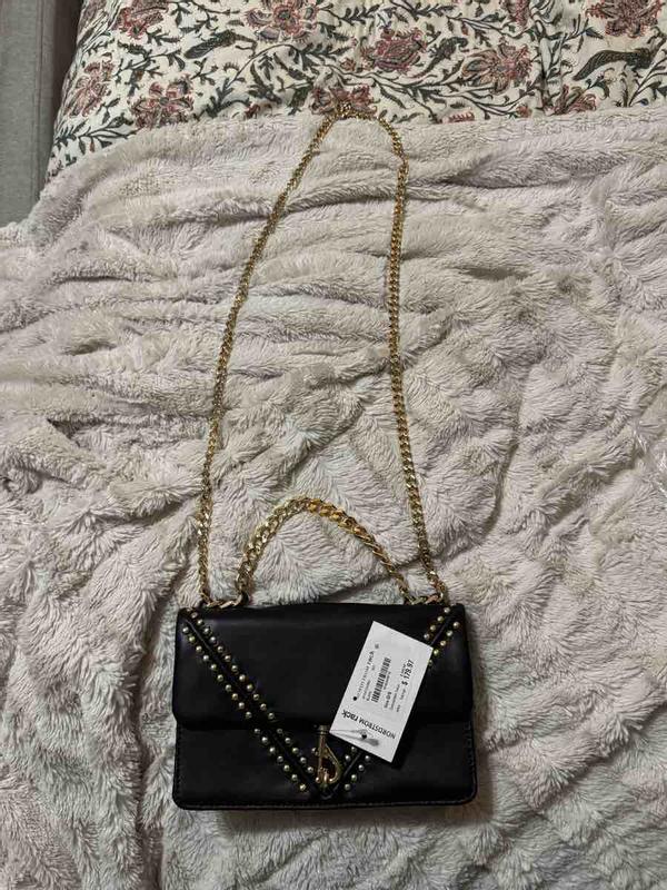 Review Thumbnail Image 0 244766153