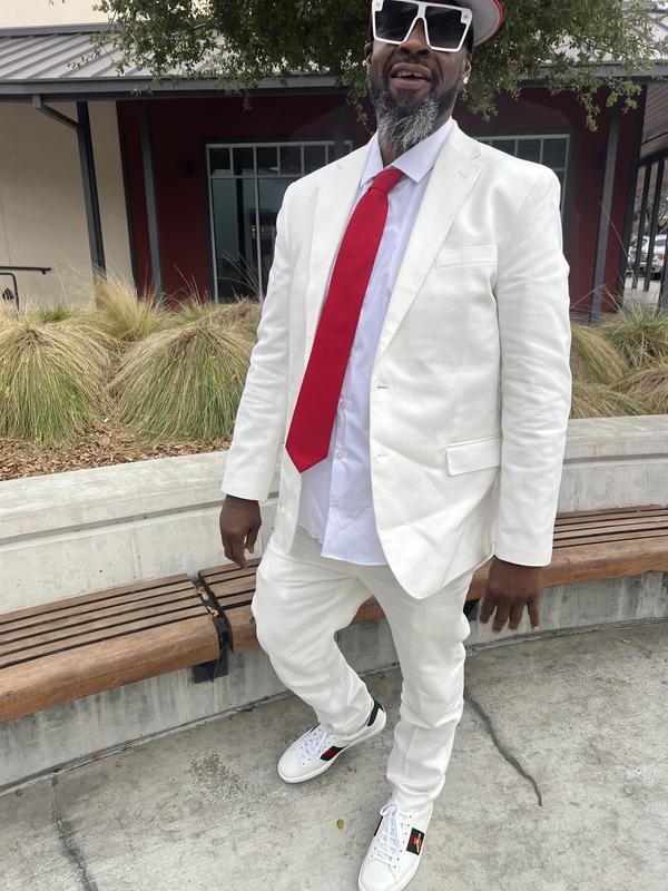 Customer photo for "Great Price, Right Suit.."