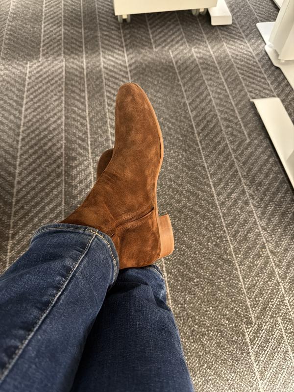 Review Thumbnail Image 0 247900759