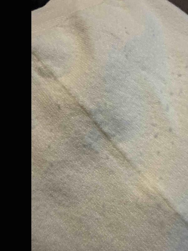Customer photo for "horrible material do not buy"