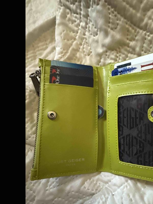 Review Thumbnail Image 2 251256187
