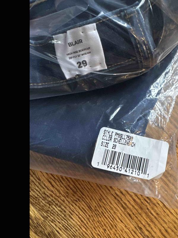 Review Thumbnail Image 0 246743817