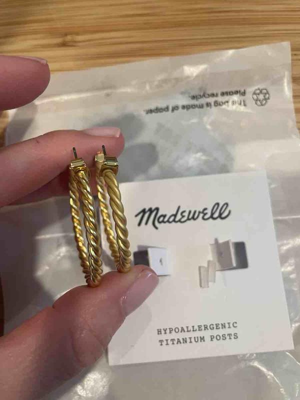 Review Thumbnail Image 0 244035745