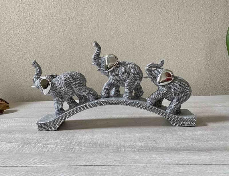 Review Thumbnail Image 0 225660599