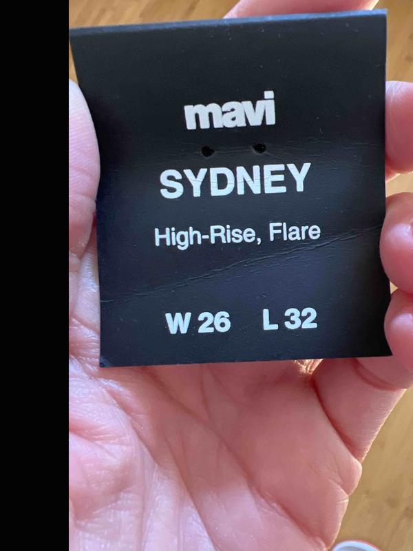 Review Thumbnail Image 0 245008032