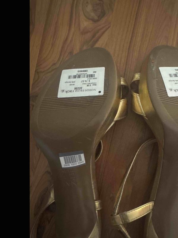 Review Thumbnail Image 4 243687404