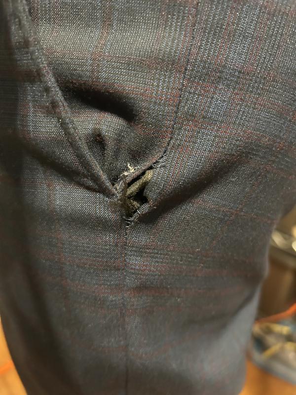 Review Thumbnail Image 0 238037633