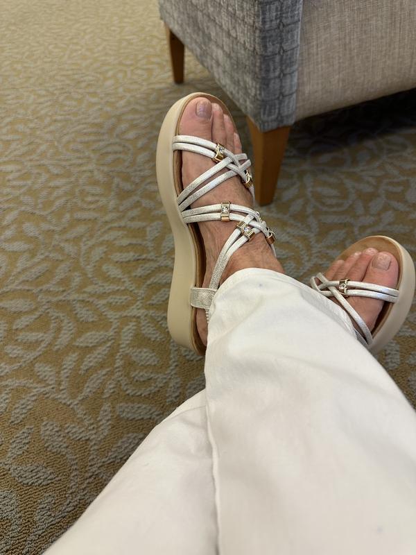 Review Thumbnail Image 1 241449969