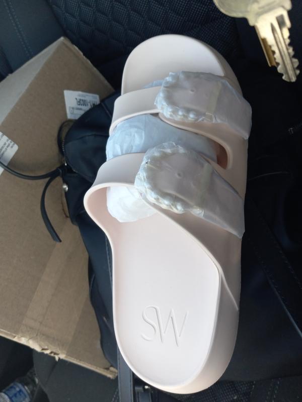 Review Thumbnail Image 0 224490238