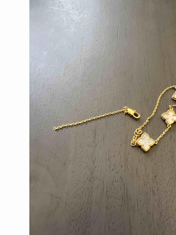 Review Thumbnail Image 0 215959176